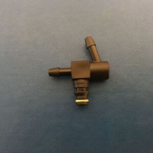 SIEMENS COMMON RAIL INJECTOR  BACKWARD 90  LEAK OFF CONNECTOR.